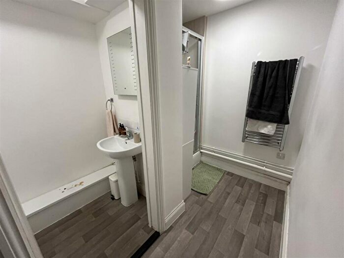 1 Bedroom Flat For Sale In Dorchester Apartments, - Westerhall Road, Weymouth, DT4