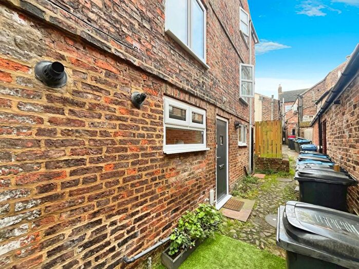 1 Bedroom Terraced House For Sale In Nicksgate, Finkle Street, Thirsk, North Yorkshire, YO7
