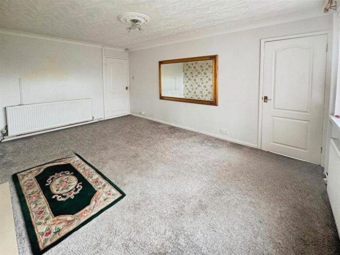 2 Bedroom Detached Bungalow To Rent In Westmorland Close, Biddulph, ST6