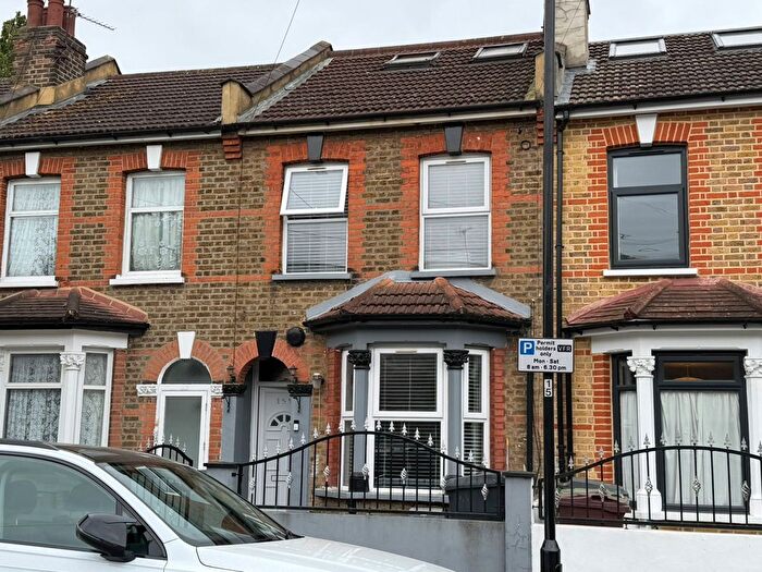 5 Bedroom Terraced House For Sale In Leyton, E10