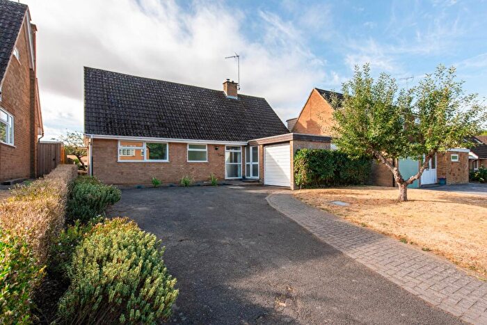 3 Bedroom Bungalow For Sale In Broadlands, Pitsford, Northampton, Northamptonshire, NN6