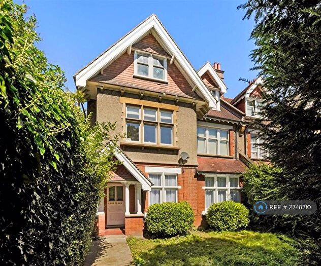 2 Bedroom Flat To Rent In Cedar Road, Sutton, SM2