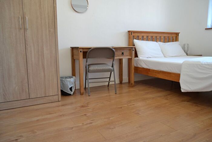4 Bedroom Terraced House To Rent In Lonsdale Avenue, East Ham, E6