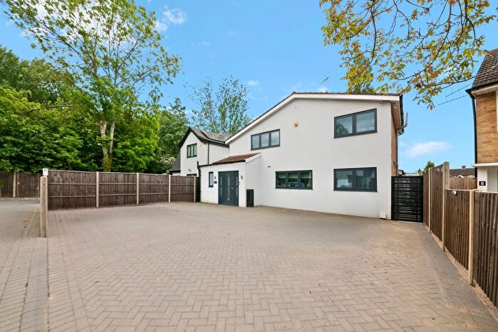 6 Bedroom Detached House For Sale In Sheepcote Gardens, Uxbridge, UB9