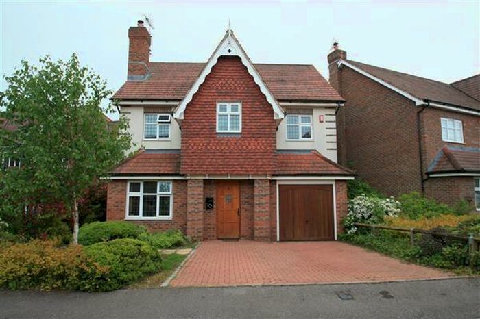 5 Bedroom Detached House To Rent In Stanmore, Middlesex, HA7