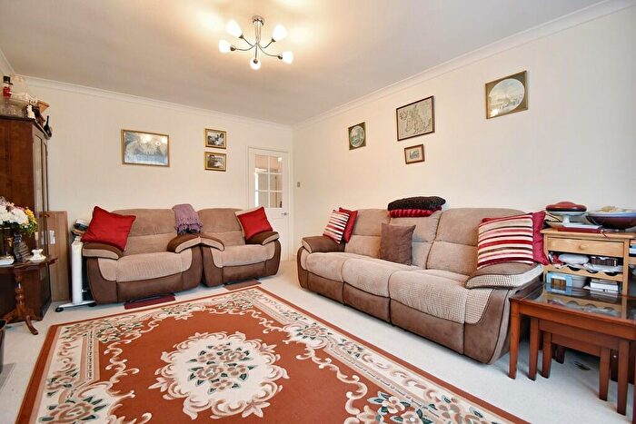 2 Bedroom Detached Bungalow For Sale In Eastgate, Louth, LN11