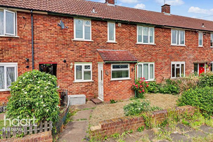 3 Bedroom Terraced House For Sale In Northbourne Road, Gillingham, ME8