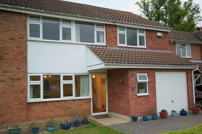 4 Bedroom Semi-Detached House To Rent In Lake View Road, Sevenoaks, TN13