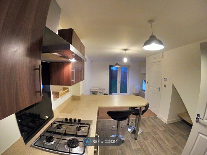 3 Bedroom End Of Terrace House To Rent In Halter Way, Andover, SP11