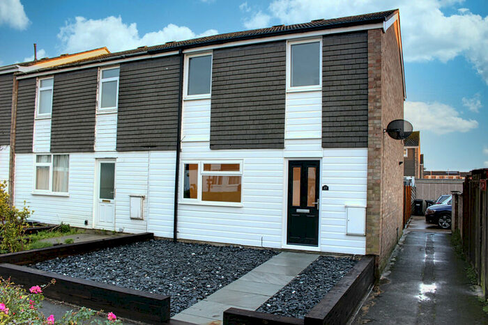 3 Bedroom End Of Terrace House To Rent In Whitehall Walk, Eynesbury, PE19