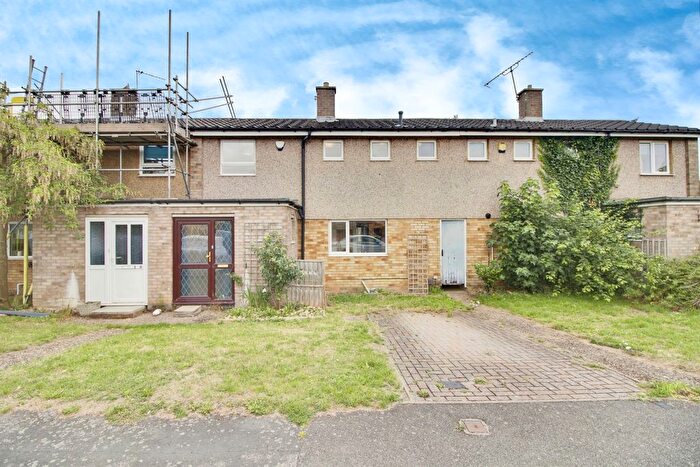 3 Bedroom Terraced House For Sale In Swanhill, Welwyn Garden City, AL7