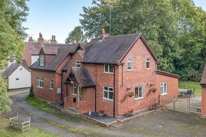 3 Bedroom Cottage For Sale In Hurcott Hall Farm, Hurcott Lane, Kidderminster, DY10