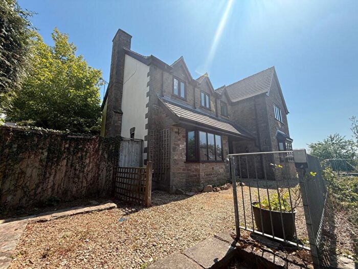 6 Bedroom House To Rent In Lower Road, Yorkley, GL15