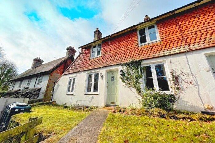 3 Bedroom Semi-Detached House To Rent In Cottage Hill, Crowborough, TN6