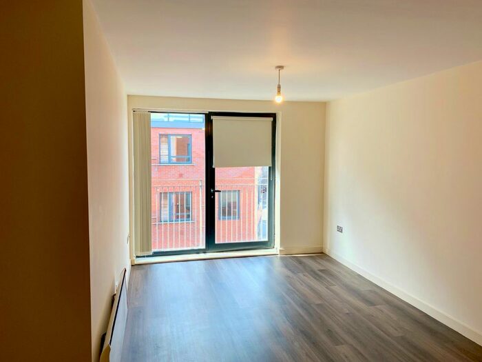 2 Bedroom Flat To Rent In Shoreham Street, Sheffield, South Yorkshire, S1
