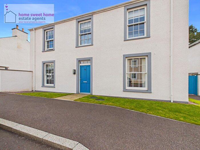 4 Bedroom Detached House For Sale In Lochandinty Road, Tornagrain, IV2