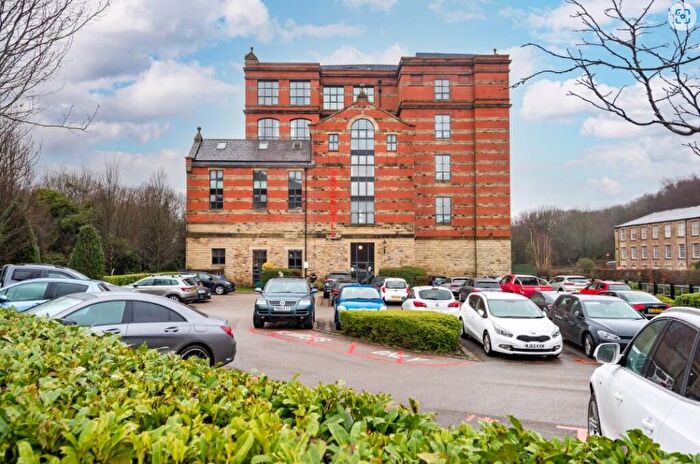 2 Bedroom Apartment To Rent In Brook Mill, Threadfold Way, Bolton, Greater Manchester, BL7