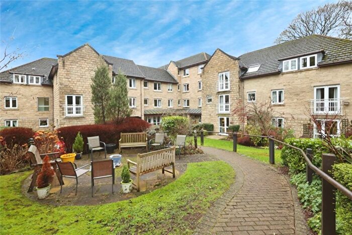 2 Bedroom Property For Sale In Beech Street, Bingley, BD16