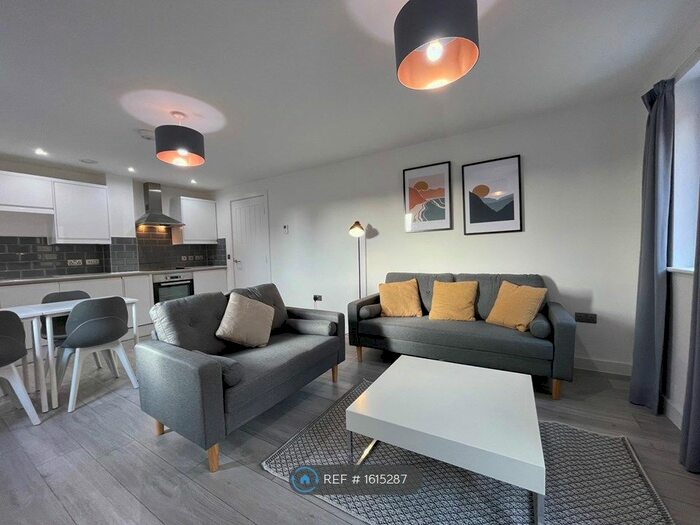 2 Bedroom Flat To Rent In Parliament Street, Liverpool, L8