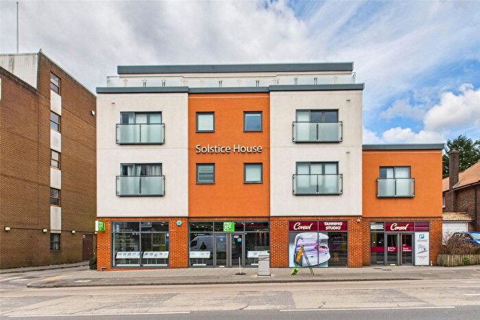 1 Bedroom Flat To Rent In Solstice House, Victoria Road, Farnborough, Hampshire, GU14