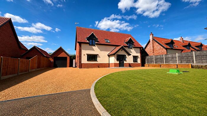 4 Bedroom Detached House For Sale In Church Road, Soth Lopham, IP22
