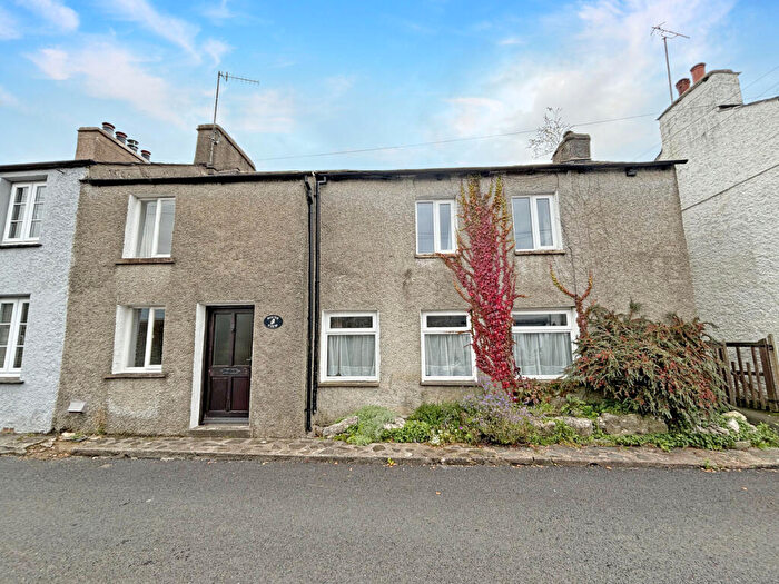 3 Bedroom End Of Terrace House For Sale In Main Street, Levens, LA8