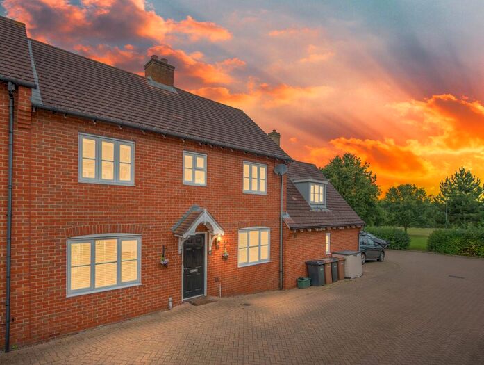 3 Bedroom Semi-Detached House To Rent In Norton Place, Ramsden Heath, Billericay, Essex, CM11