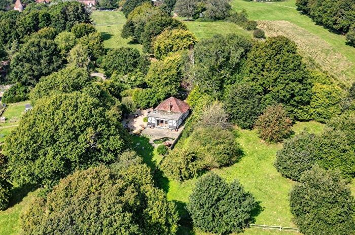 2 Bedroom Detached Bungalow For Sale In Swansbrook Lane, Gun Hill, Heathfield, TN21