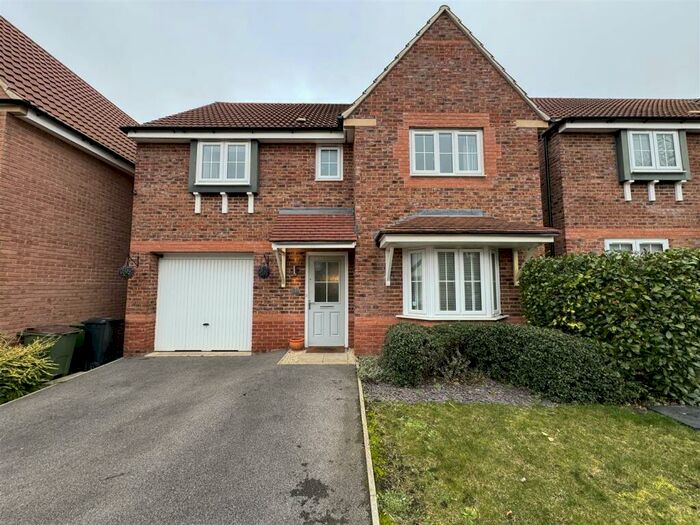 4 Bedroom House To Rent In Windlass Drive, Wigston, LE18