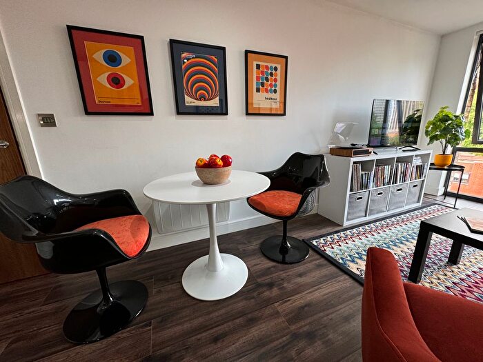 1 Bedroom Flat To Rent In Granville Lofts, Holliday Street, Birmingham, B1