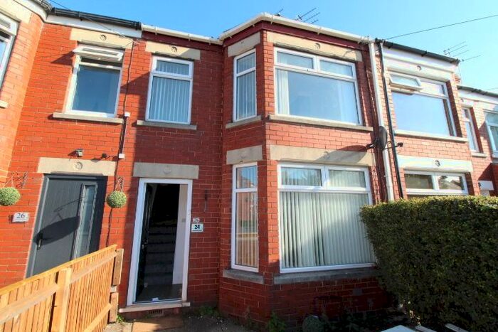 3 Bedroom Terraced House To Rent In Lancaster Drive, Hull, HU8