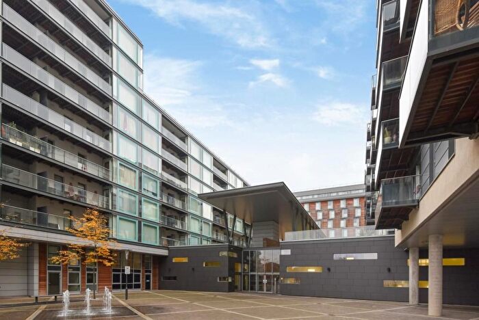 2 Bedroom Property To Rent In Station Approach, Hayes, UB3