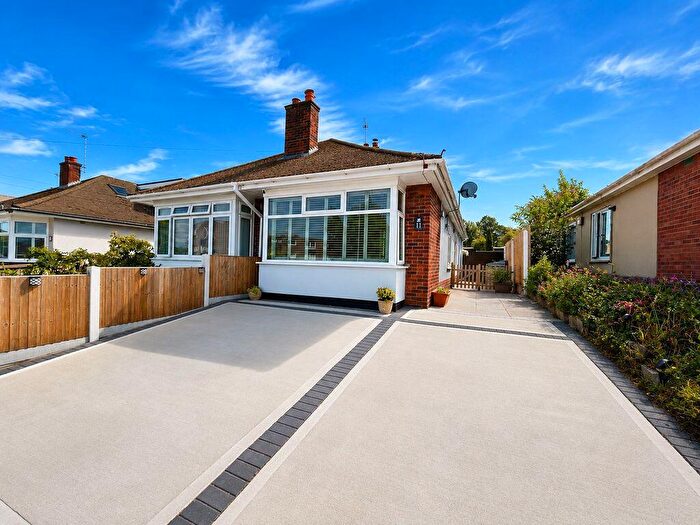 2 Bedroom Semi-Detached Bungalow For Sale In Shrublands Way, Gorleston, NR31