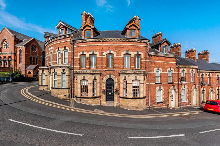 5 Bedroom TownHouse For Sale In Victoria Crescent, Lisburn, BT27