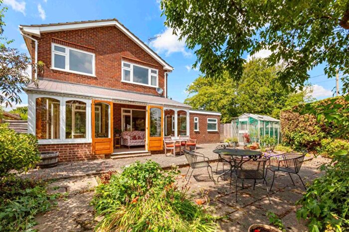 3 Bedroom Detached House For Sale In Flowers Bottom Lane, Speen, HP27