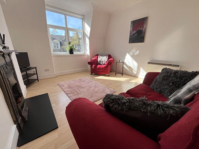 2 Bedroom Flat To Rent In Union Grove, Aberdeen, AB10