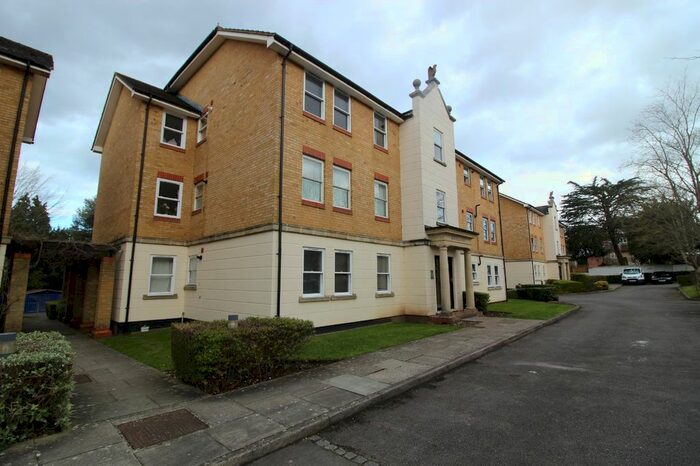 1 Bedroom Flat To Rent In Devonshire Avenue, Sutton, Surrey, SM2