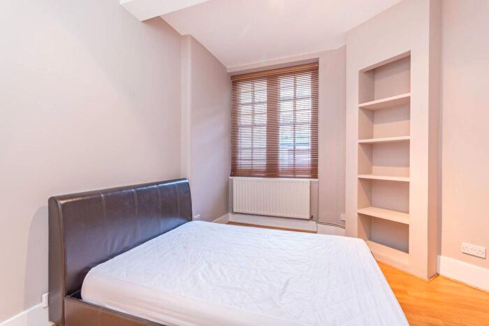 2 Bedroom Flat To Rent In Abbey Road, St John's Wood, London, NW8