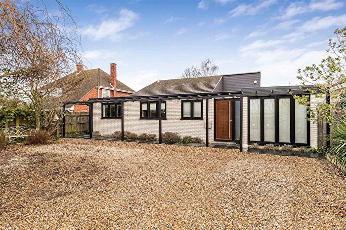 5 Bedroom Detached Bungalow For Sale In Toyse Lane, Burwell, Cambridge, CB25