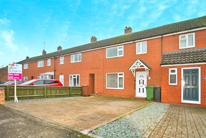 3 Bedroom Terraced House For Sale In Crescent Way, Cholsey, Wallingford, OX10