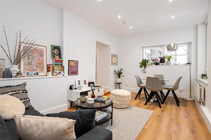1 Bedroom Apartment To Rent In East House, Eastcheap, London, EC3M