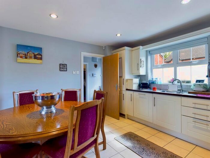 4 Bedroom Detached House For Sale In Forest Hills, Mayobridge, Newry, BT34