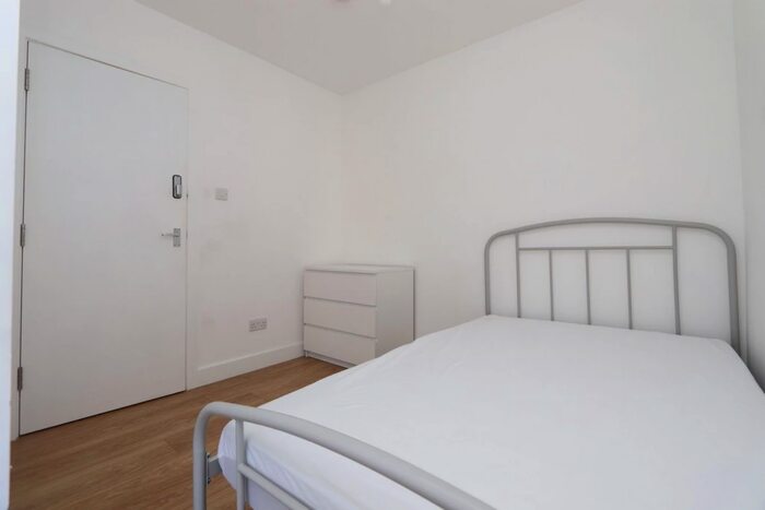 1 Bedroom House To Rent In Springfield Lane, London, NW6