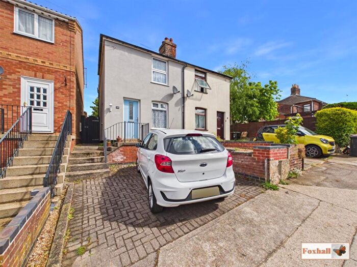 2 Bedroom Semi-Detached House For Sale In Ringham Road, Ipswich, IP4