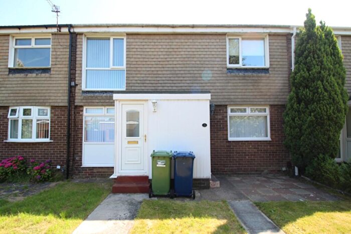 2 Bedroom Apartment To Rent In Lichfield Way, Jarrow, Tyne And Wear, NE32