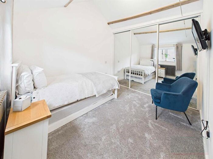 2 Bedroom Barn Conversion For Sale In Rose Yard, Kibworth Harcourt, Leicestershire, LE8