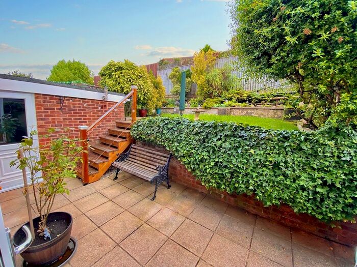 3 Bedroom Semi-Detached House For Sale In Willow Drive, Hutton, Weston-Super-Mare, North Somerset., BS24