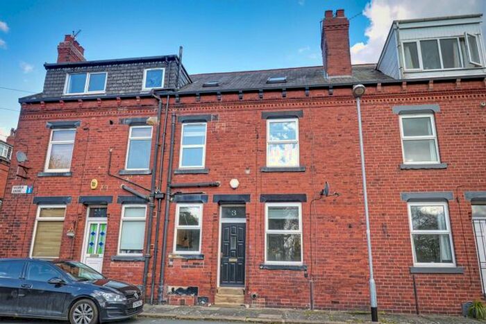 2 Bedroom Terraced House To Rent In Vesper Grove, Kirkstall, Leeds, LS5