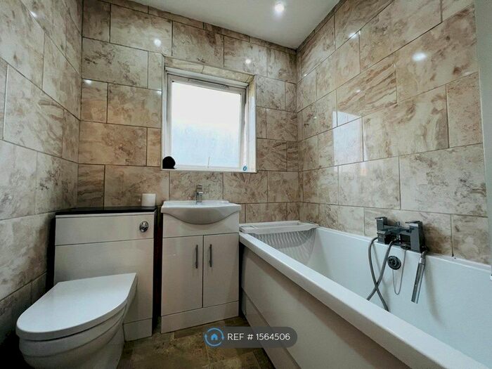 4 Bedroom Terraced House To Rent In Walsgrave Road, Coventry, CV2