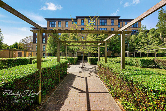 3 Bedroom Apartment For Sale In Weightman House, A Spa Road, SE16